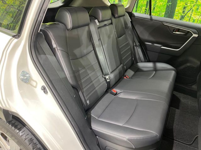 TOYOTA RAV4 HYBRID 4WD 2021 Image 31