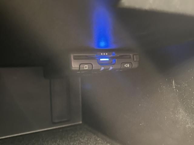 RENAULT MEGANE HATCH 2022 Image 31