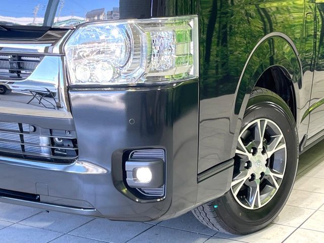 TOYOTA HIACE VAN 2WD 2025 Image 31