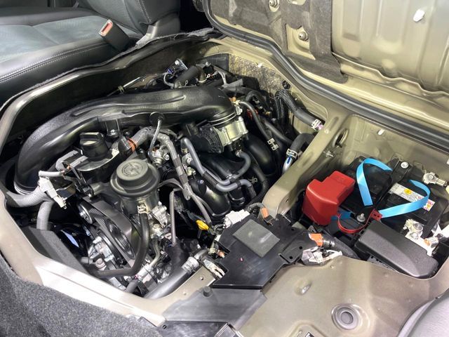 TOYOTA HIACE VAN 2WD 2025 Image 31