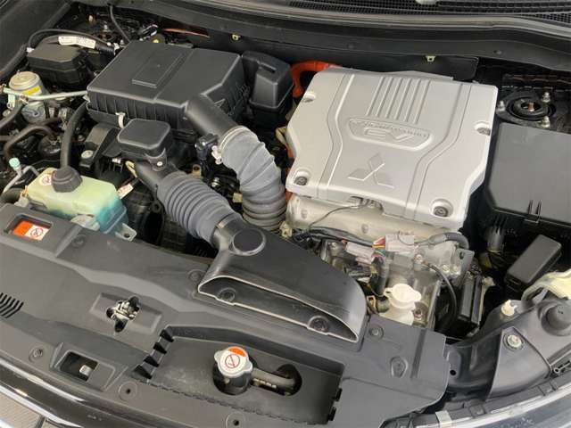 MITSUBISHI OUTLANDER PHEV 2015 Image 31