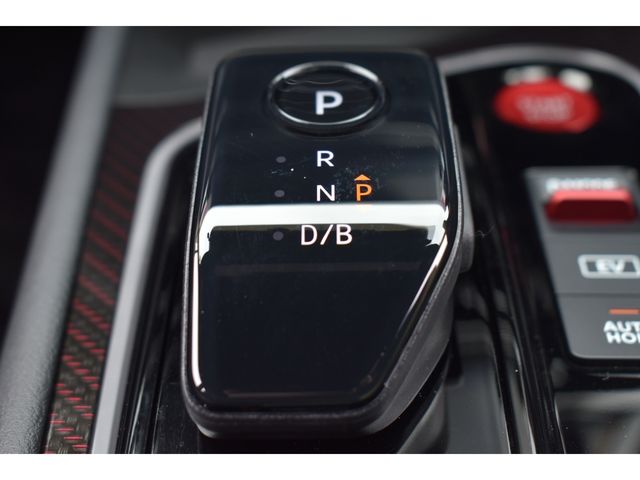 NISSAN AURA 2025 Image 31