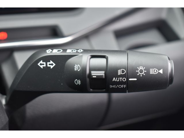 NISSAN AURA 2025 Image 31