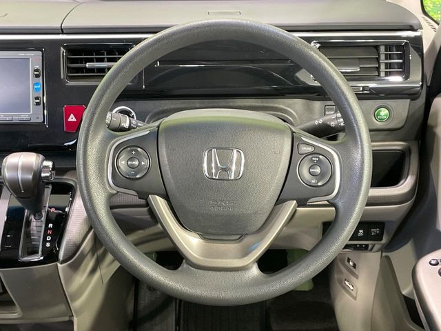 HONDA STEPWAGON 2017 Image 31