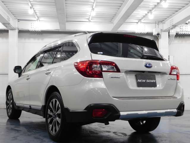 SUBARU LEGACY OUTBACK 2017 Image 31