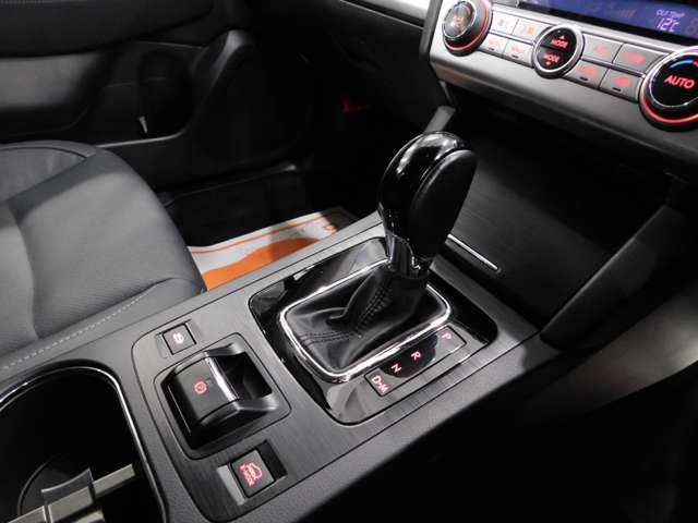 SUBARU LEGACY OUTBACK 2017 Image 31