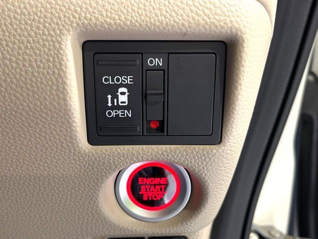 HONDA N BOX 2019 Image 31