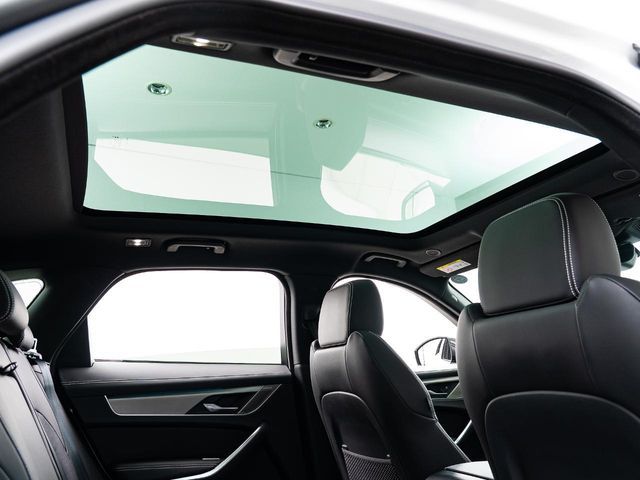 JAGUAR F-PACE 2024 Image 31