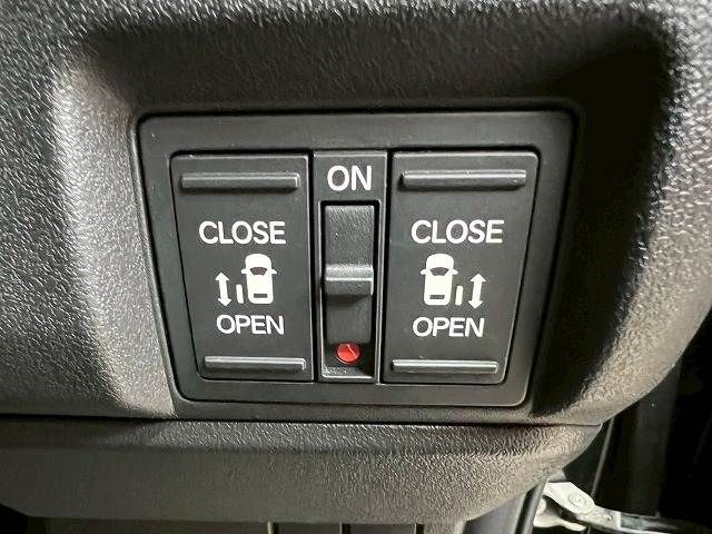 HONDA N BOX CUSTOM 2025 Image 31