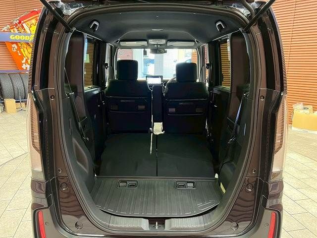 HONDA N BOX CUSTOM 2025 Image 31