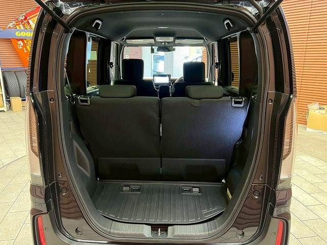 HONDA N BOX CUSTOM 2025 Image 31