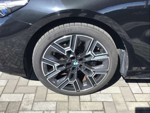 BMW 5SERIES TOURING 2024 Image 31