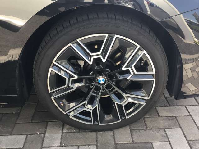 BMW 5SERIES TOURING 2024 Image 31