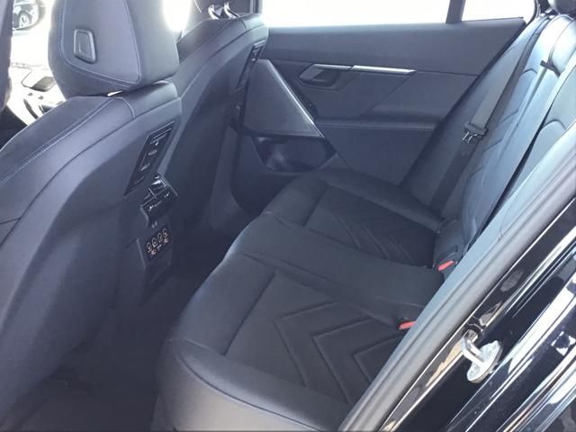 BMW 5SERIES TOURING 2024 Image 31