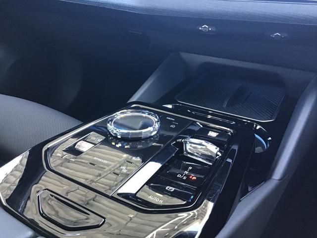 BMW 5SERIES TOURING 2024 Image 31