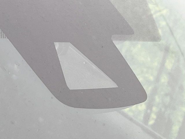 TOYOTA PRIUS PHV 2018 Image 31