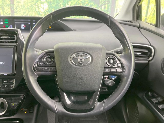 TOYOTA PRIUS PHV 2018 Image 31