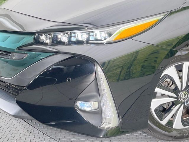 TOYOTA PRIUS PHV 2018 Image 31