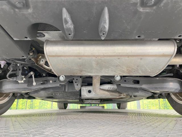 TOYOTA PRIUS PHV 2018 Image 31