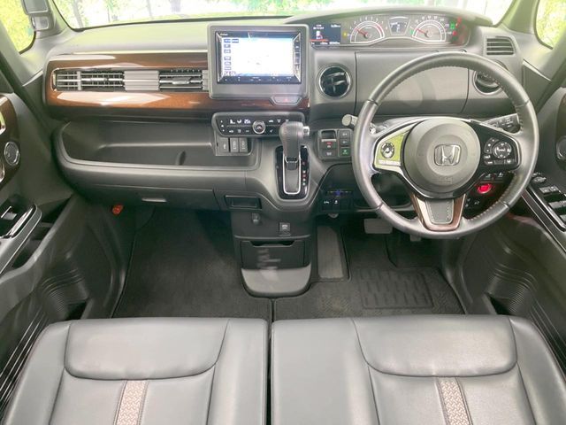 HONDA N BOX CUSTOM 2022 Image 31