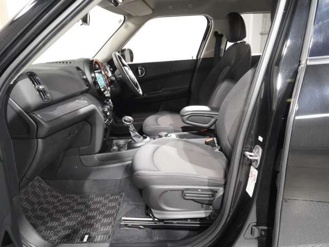 BMW MINI ONE CROSSOV 2019 Image 31