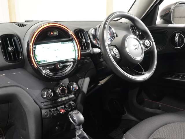 BMW MINI ONE CROSSOV 2019 Image 31