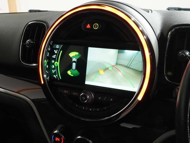 BMW MINI COOPER SD C 2018 Image 31