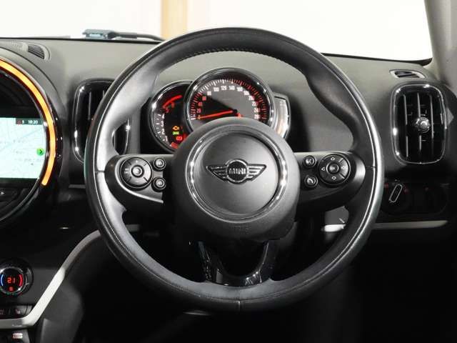 BMW MINI COOPER SD C 2018 Image 31