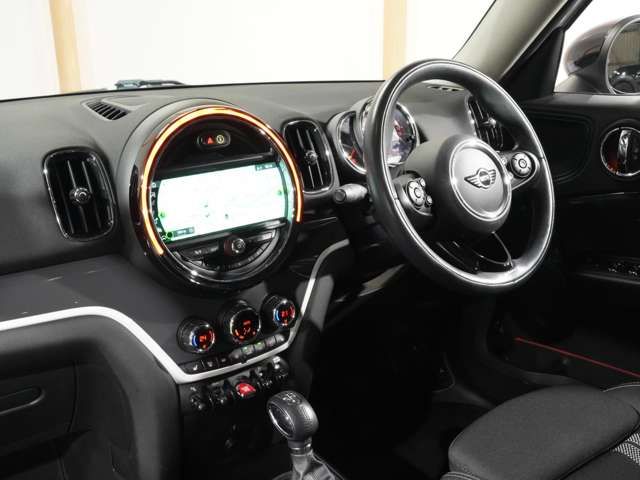 BMW MINI COOPER SD C 2018 Image 31