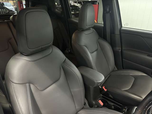 JEEP RENEGADE 2023 Image 31