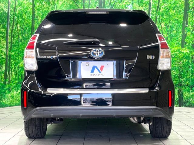 TOYOTA PRIUS ALPHA 2016 Image 31