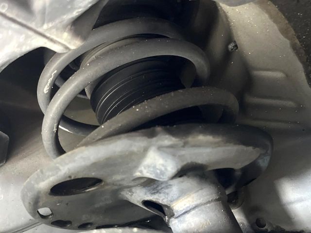 TOYOTA PRIUS ALPHA 2016 Image 31