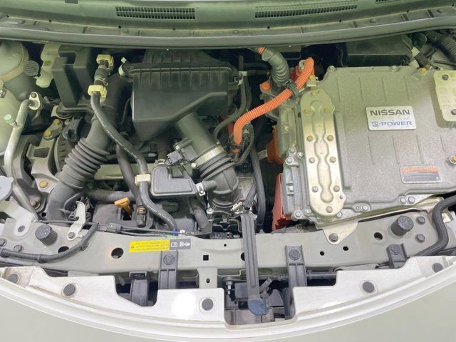 NISSAN NOTE 2017 Image 31