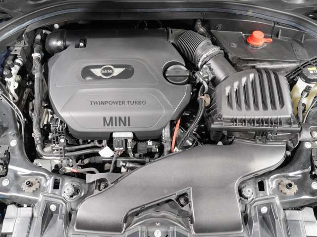 BMW MINI COOPER D CL 2017 Image 31