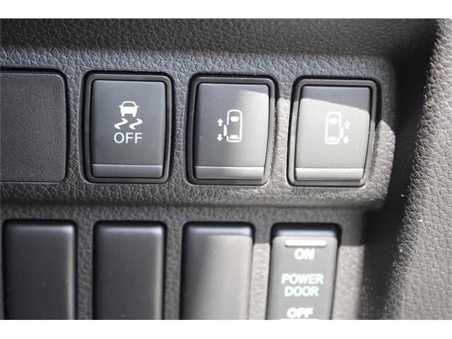 NISSAN ELGRAND 2024 Image 31