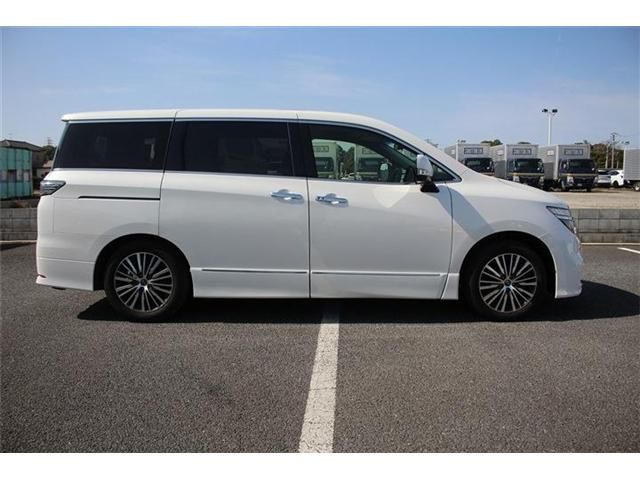 NISSAN ELGRAND 2024 Image 31