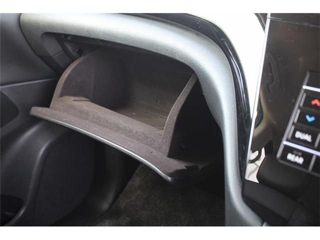 NISSAN ELGRAND 2024 Image 31