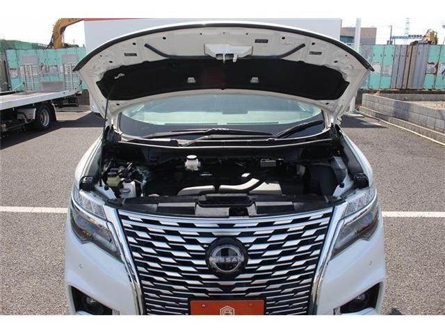 NISSAN ELGRAND 2024 Image 31