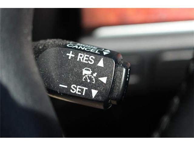 TOYOTA CROWN MAJESTA HYBRID 2014 Image 31