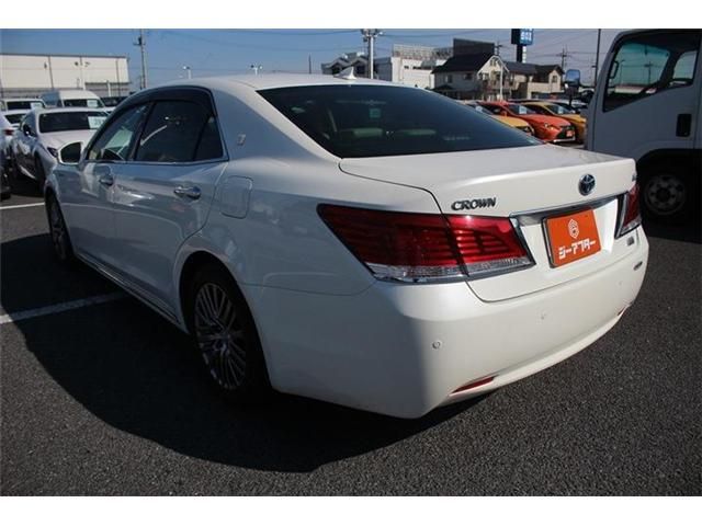 TOYOTA CROWN MAJESTA HYBRID 2014 Image 31