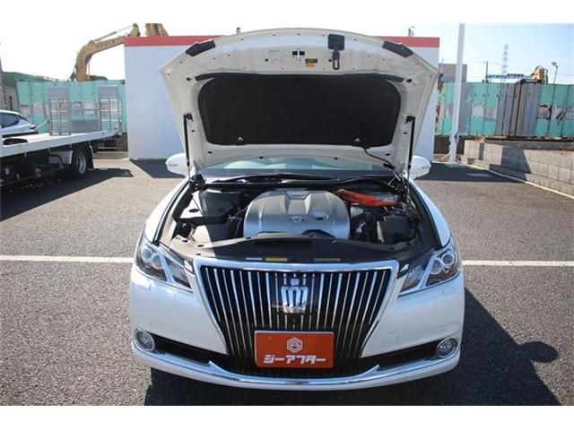 TOYOTA CROWN MAJESTA HYBRID 2014 Image 31