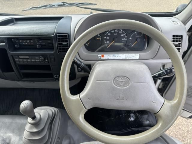 TOYOTA TOYOACE 2011 Image 31