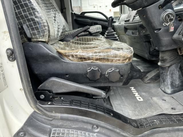 HINO RANGER 2014 Image 31