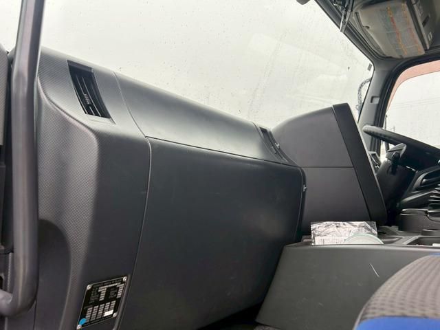 ISUZU GIGA 2016 Image 31