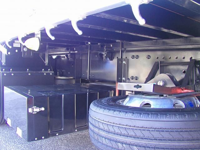 MITSUBISHI FUSOU SUPER GREAT 2025 Image 31