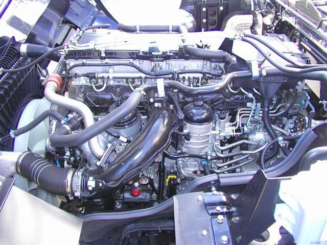 MITSUBISHI FUSOU SUPER GREAT 2025 Image 31