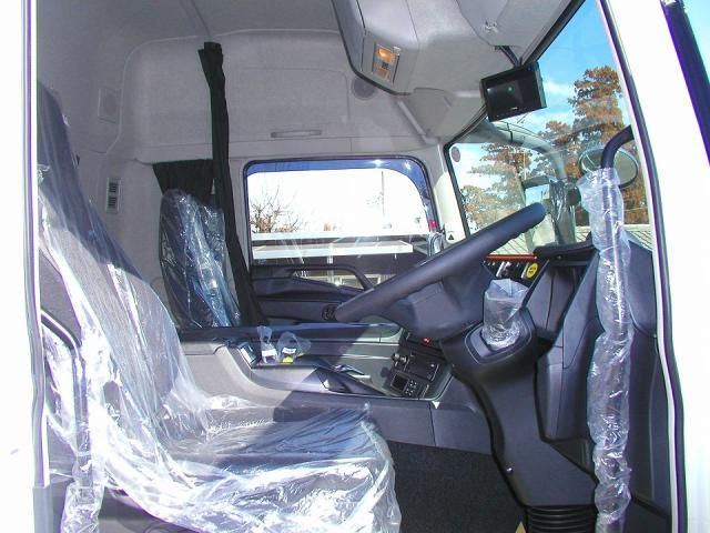 MITSUBISHI FUSOU SUPER GREAT 2025 Image 31