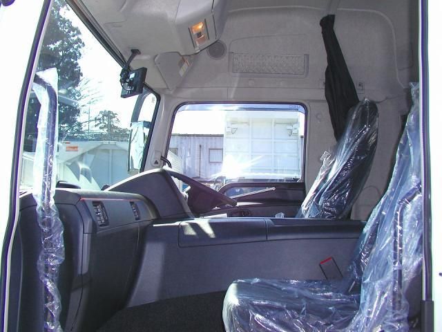 MITSUBISHI FUSOU SUPER GREAT 2025 Image 31