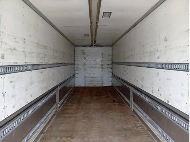 NISSAN DIESEL QUON 2018 Image 31