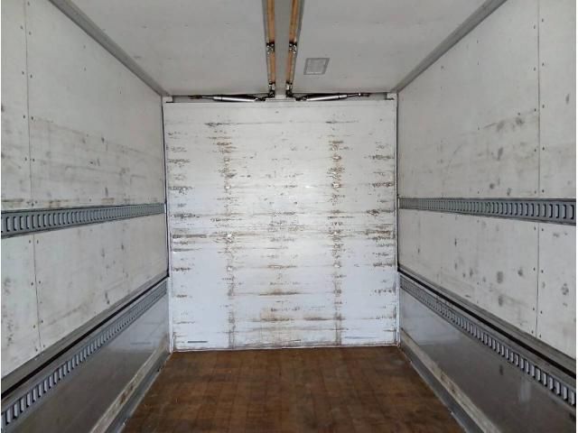 NISSAN DIESEL QUON 2018 Image 31